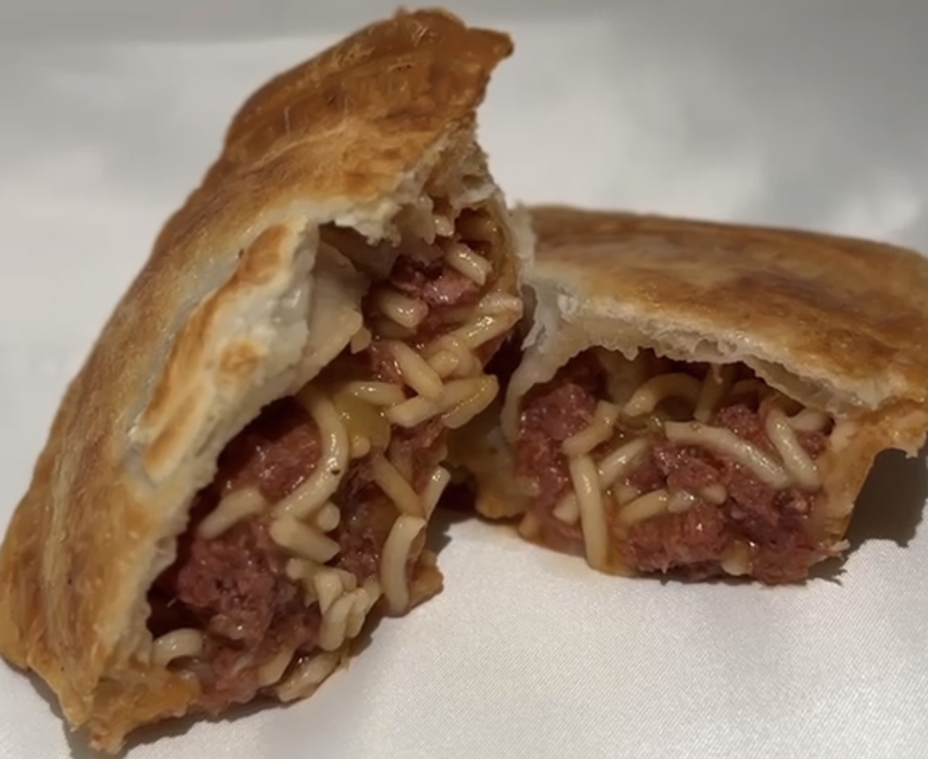 Spaghetti & Pisupo Pie